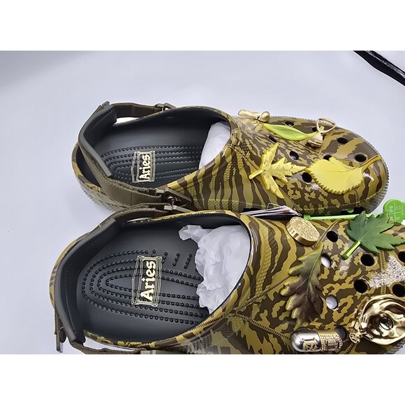 Aries Arise x Crocs Classic Clog Dark Algae 211060-3AC  Mens Size 13 main image 9